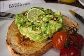 The Comet London Hatfield