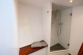 Boathotel Rotterdam Wilhelmina