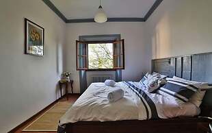 Fattoria Pagnana suites and pool