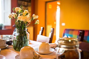 Fattoria Pagnana suites and pool