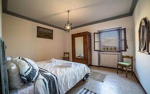 Fattoria Pagnana suites and pool