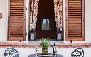 Fattoria Pagnana suites and pool