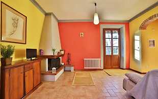 Fattoria Pagnana suites and pool