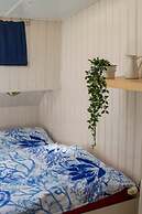 Boat apartment Rotterdam Hoop