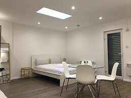 Charmstay Apartments