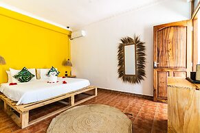 Marea Boutique Hotel