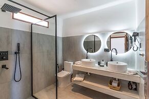 Marea Boutique Hotel