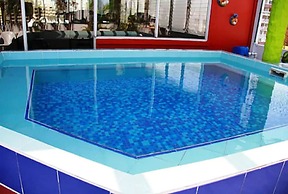 Hotel California Panama