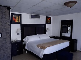 Hotel California Panama