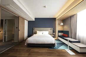 Holiday Inn Express Shanghai Jiading New City by IHG