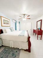 Golden Palms B & B