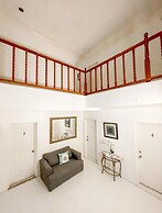 Golden Palms B & B