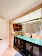 Golden Palms B & B