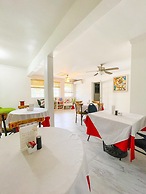 Golden Palms B & B