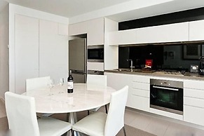 The Oracle Broadbeach 906