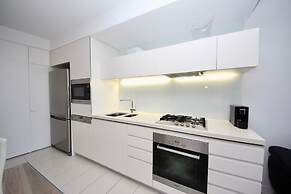 The Oracle Broadbeach 906