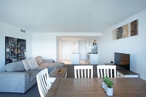 Circle on Cavill - Private Apartments