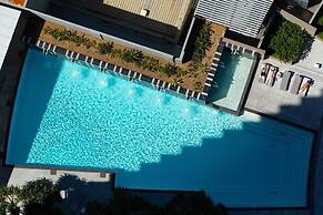 Circle on Cavill - Private Apartments