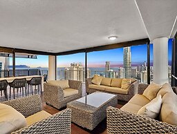 Circle on Cavill - Private Apartments