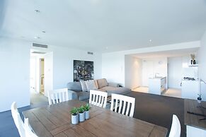 Circle on Cavill - Private Apartments