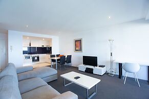 Circle on Cavill - Private Apartments