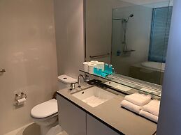 Circle on Cavill - Private Apartments