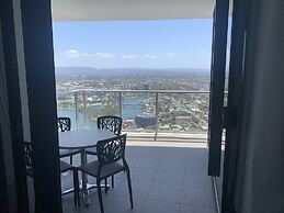 Circle on Cavill - Private Apartments