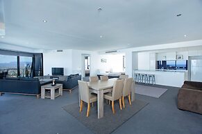 Circle on Cavill - Private Apartments