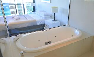 Circle on Cavill - Private Apartments