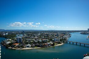 Circle on Cavill - Private Apartments