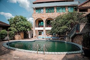 Serene Hotel