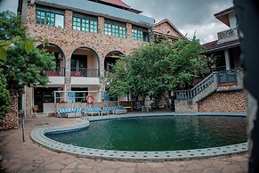 Serene Hotel
