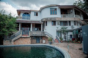 Serene Hotel