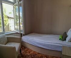 Villa Kadriorg Hostel