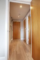 The Wesley Luxury City Apartment