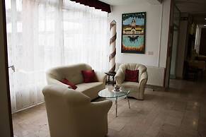 Komfort Hotel Platán
