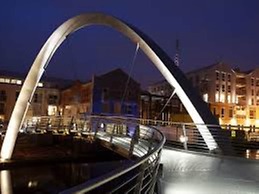 Ecohome on the canal