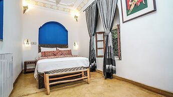 Riad Le Dromadaire Bleu by Weekome