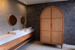 Tegal Sari Accomodation