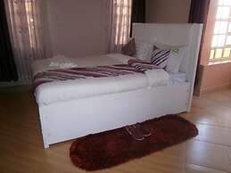 Elgon Village Guest House