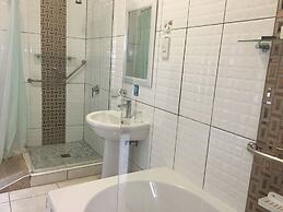 Lalla Villa Guest Lodge