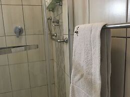 Lalla Villa Guest Lodge