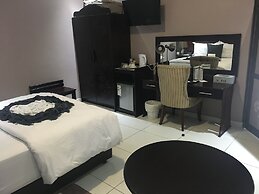 Lalla Villa Guest Lodge