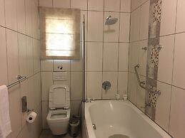 Lalla Villa Guest Lodge