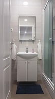 Marko Airport Rooms