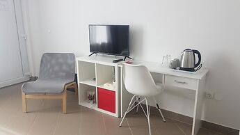 Marko Airport Rooms