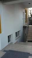 Marko Airport Rooms