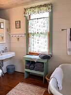 Taylor Made Bed and Breakfast