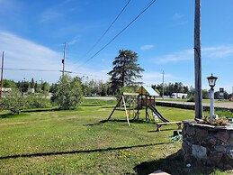 Town and Country Motel in Nipigon
