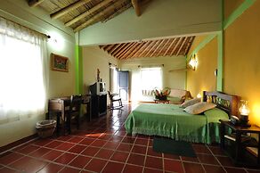 Eco Hotel Santa Barbara